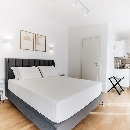 Centoquindici Rooms&suite Couette-café Montesilvano Marina