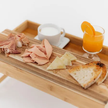 Centoquindici Rooms&suite 4*