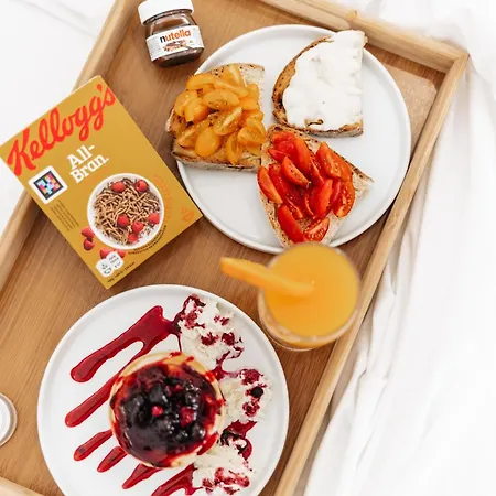 Couette-café Centoquindici Rooms&suite 4*
