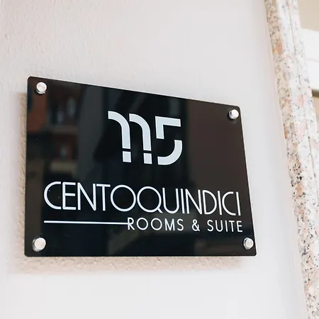 Centoquindici Rooms&suite Couette-café