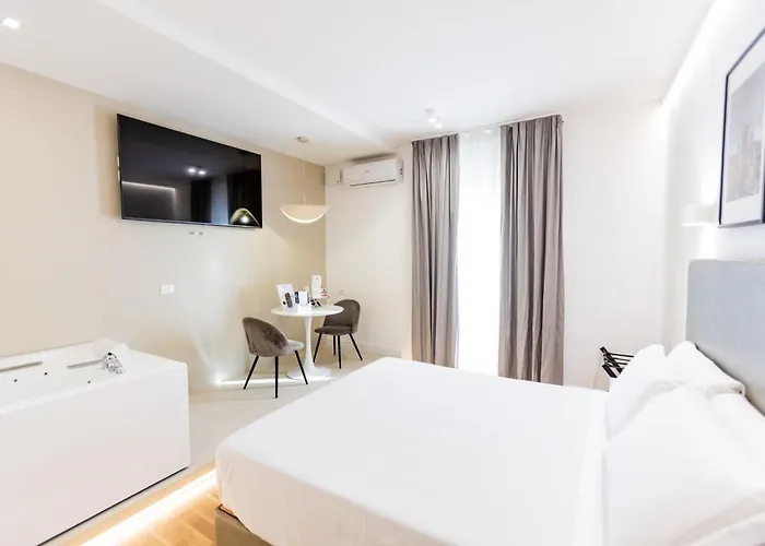 Bed & Breakfast Centoquindici Rooms&suite 4*