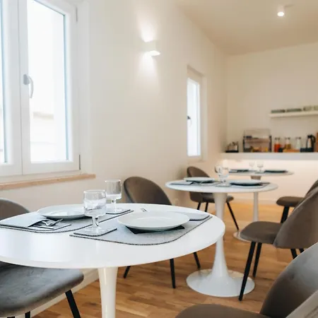 Centoquindici & Bed & Breakfast *