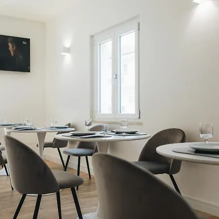 Couette-café Centoquindici Rooms&suite