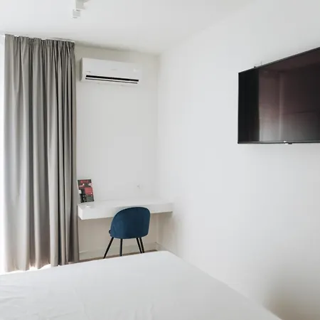 Centoquindici Rooms&suite Couette-café Montesilvano Marina