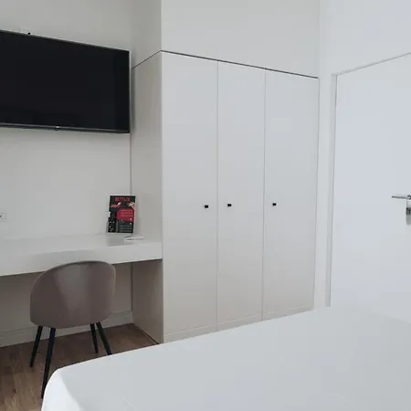 Centoquindici & Bed & Breakfast *