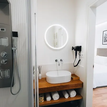 Couette-café Centoquindici Rooms&suite Montesilvano Marina