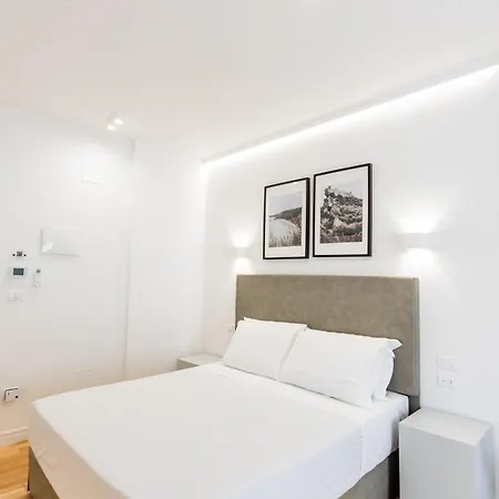 Centoquindici Rooms&suite Bed & Breakfast 4*