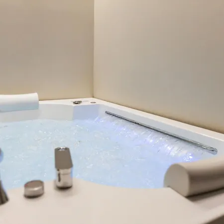 Couette-café Centoquindici Rooms&suite 4*