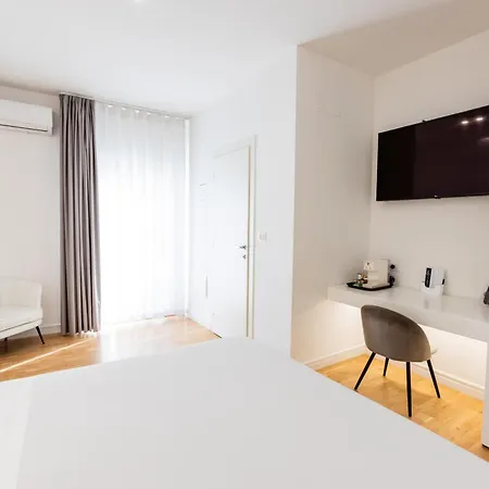 Centoquindici Rooms&suite Montesilvano Marina