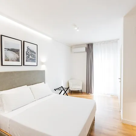 Centoquindici Rooms&suite 4*