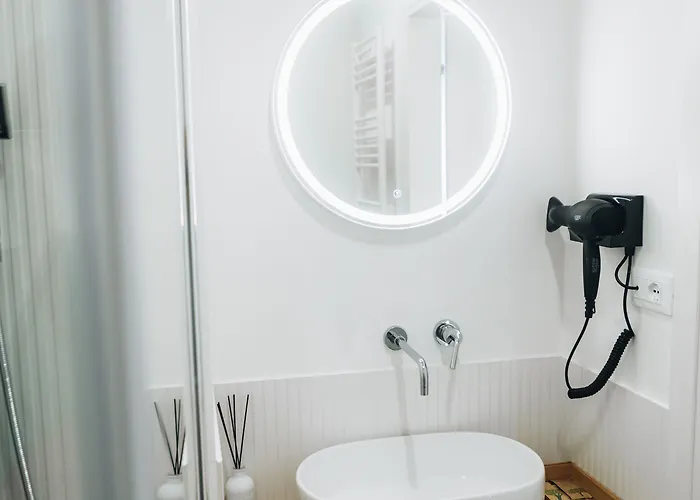 Bed & Breakfast Centoquindici & 4*