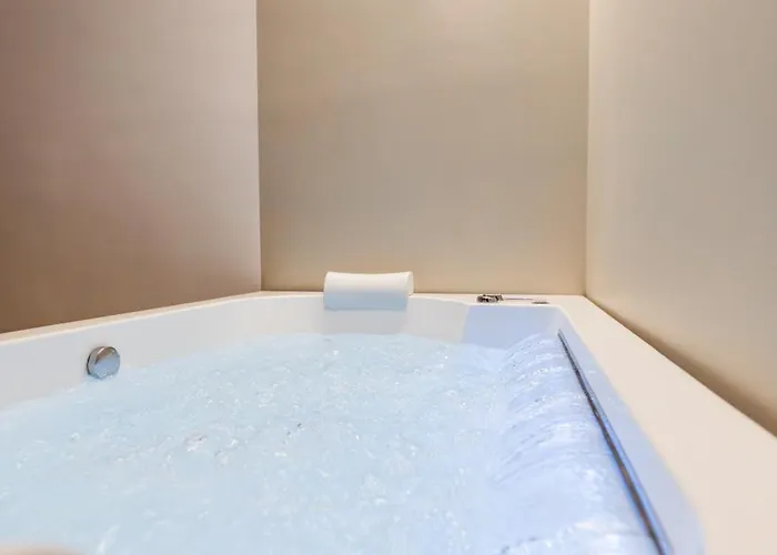 Bed & Breakfast Centoquindici & 4*