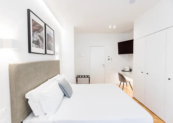 Centoquindici & Bed & Breakfast 4*